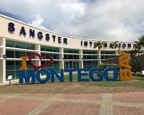 Parque Marino Montego Bay 1 - Kolumbien Individual