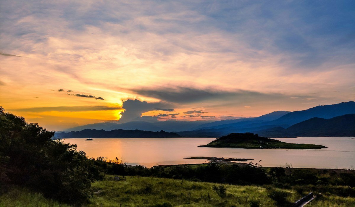 Hobo, Huila, Kulumbien